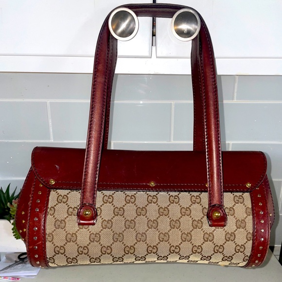 VINTAGE STUDDED BORDEAUX GUCCI BAMBOO BULLET BAG w/ BRASS HARDWARE & ACCENTS - Picture 3 of 12
